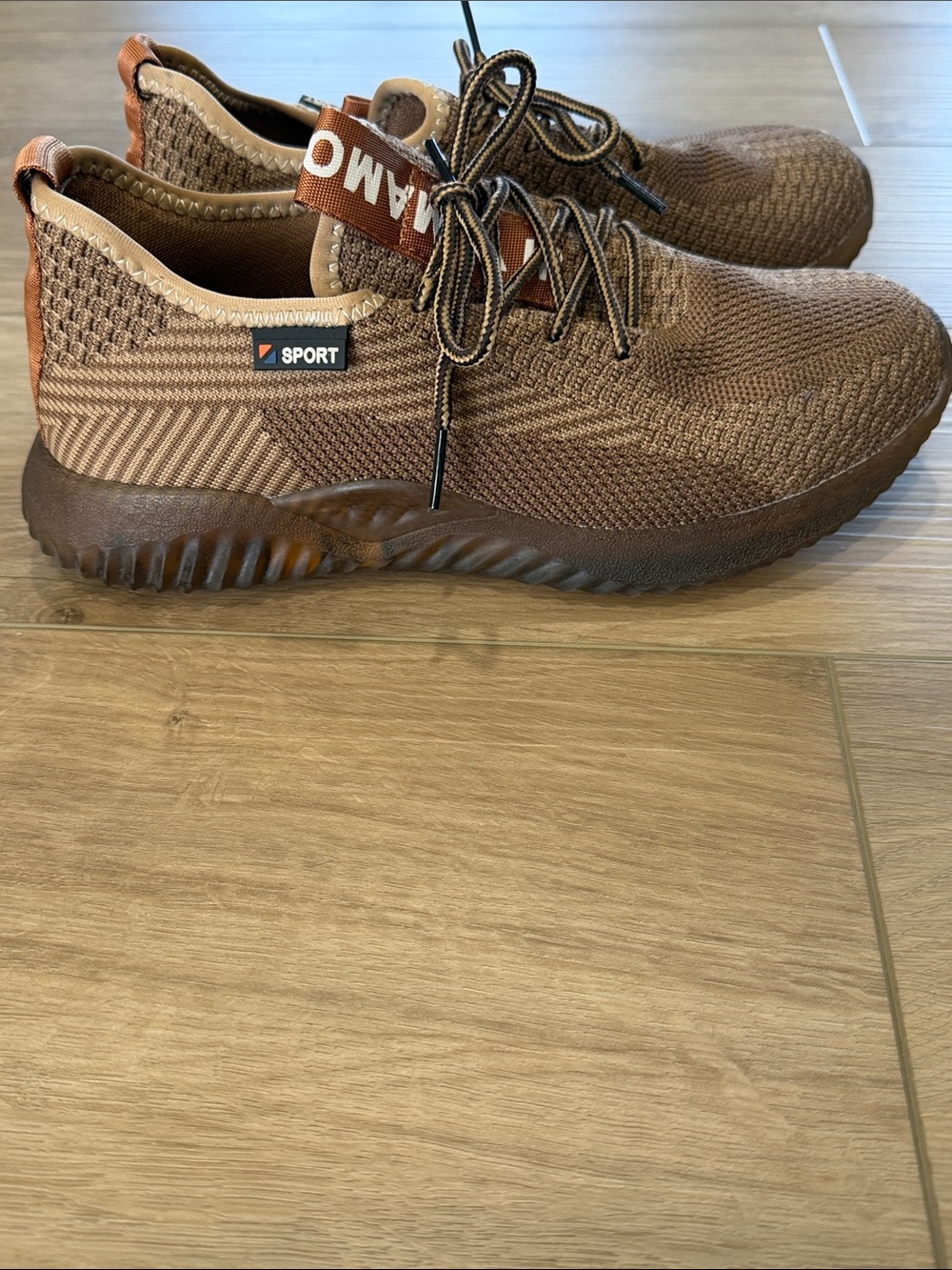Suadex Men's Steel Toe Shoes Sz 8.5 Anti Slip Sneakers Safety